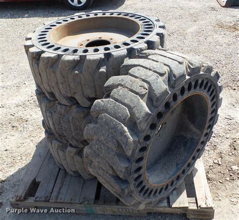 12 16.5 skid steer rims|12 16.5 skidloader tires.